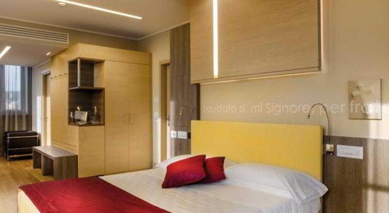 Hotel Il Cantico St. Peter Rome Extérieur photo